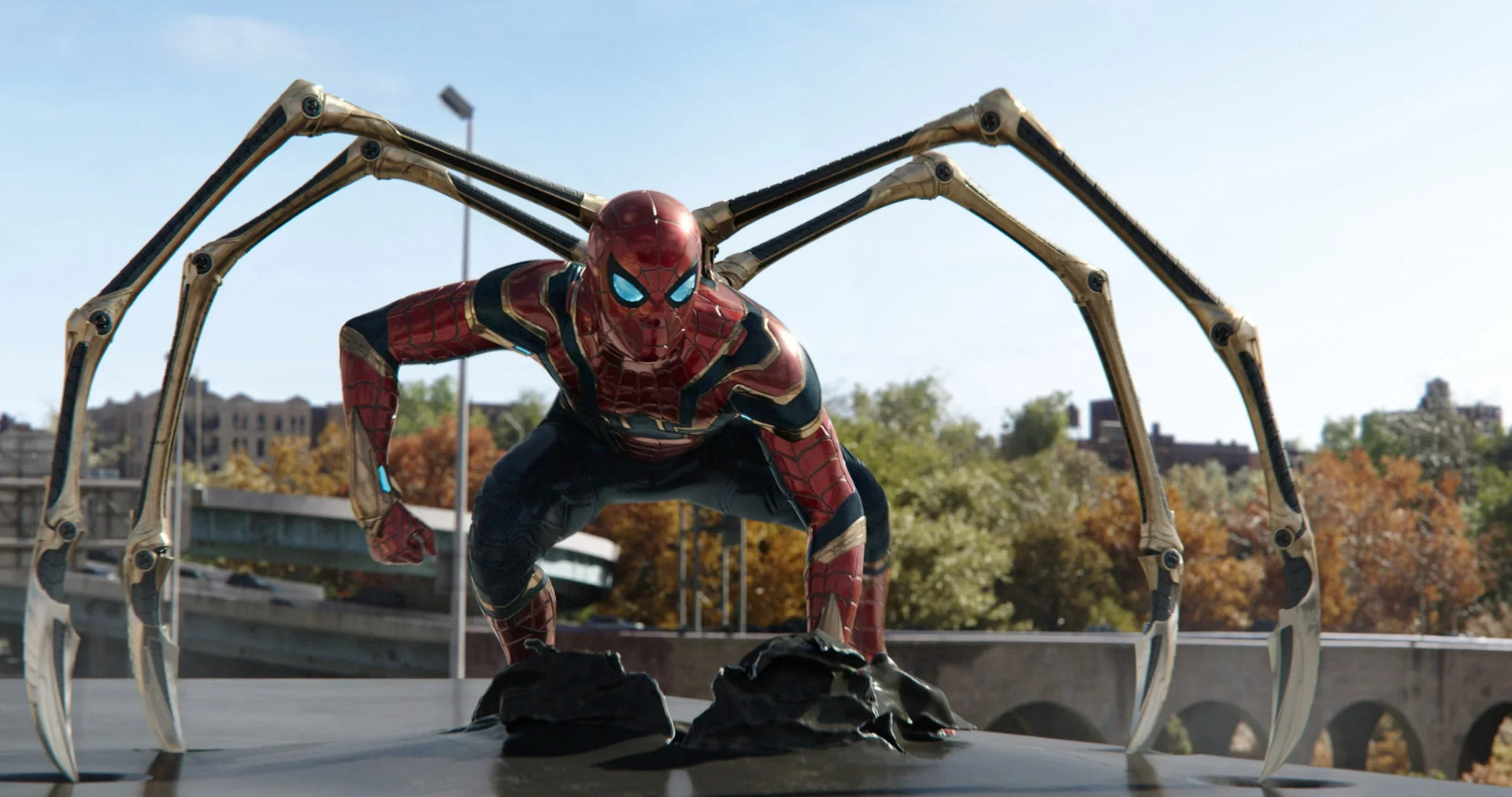 L'armatura Iron Spider: storia completa, poteri e segreti della tuta più avanzata di Spider-Man