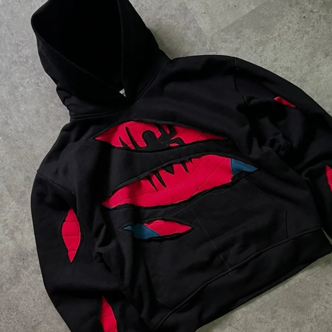 Sweat à Capuche Premium Spider-Man Costume Déchiré