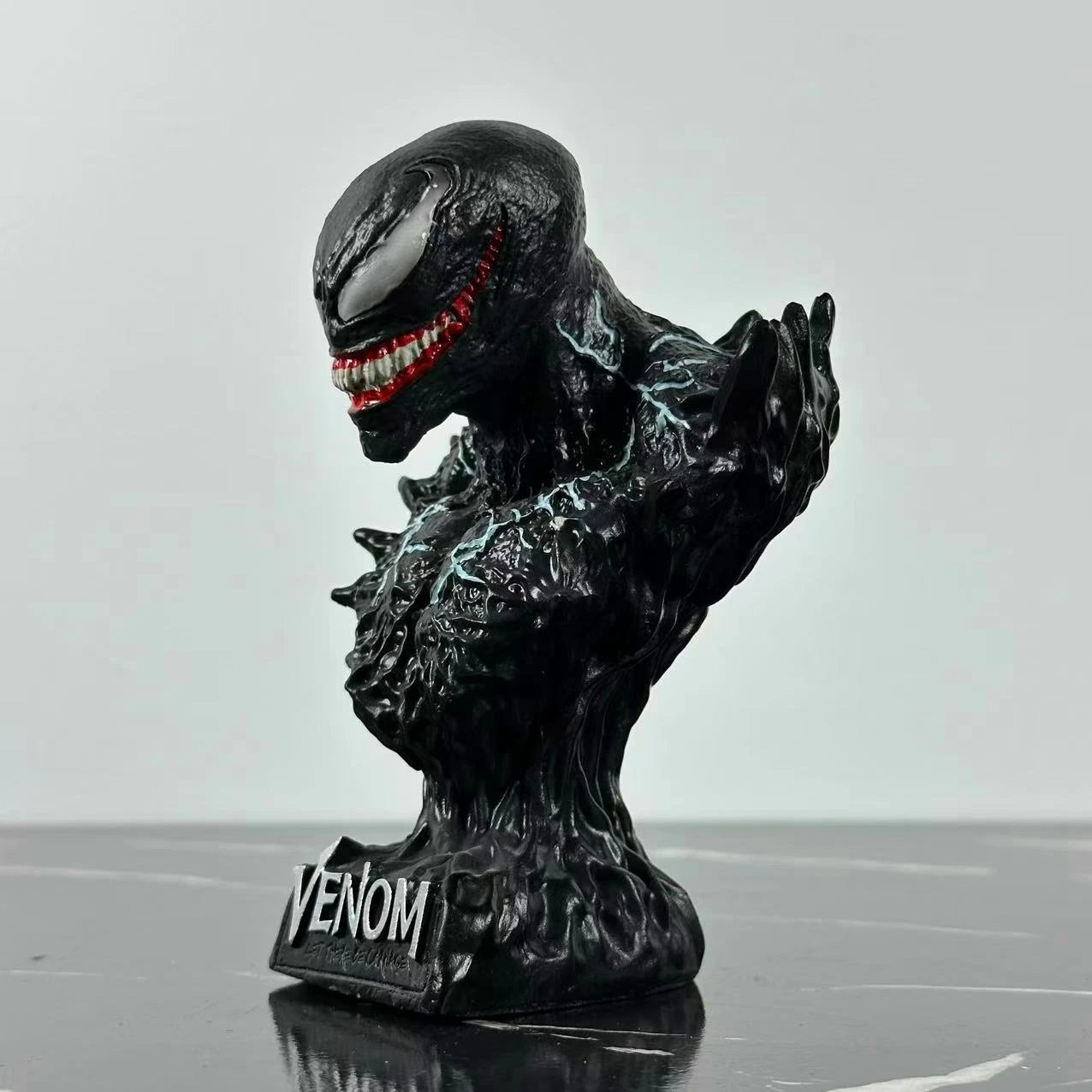 Figurine Spider-Man - Statue Buste de Venom Premium