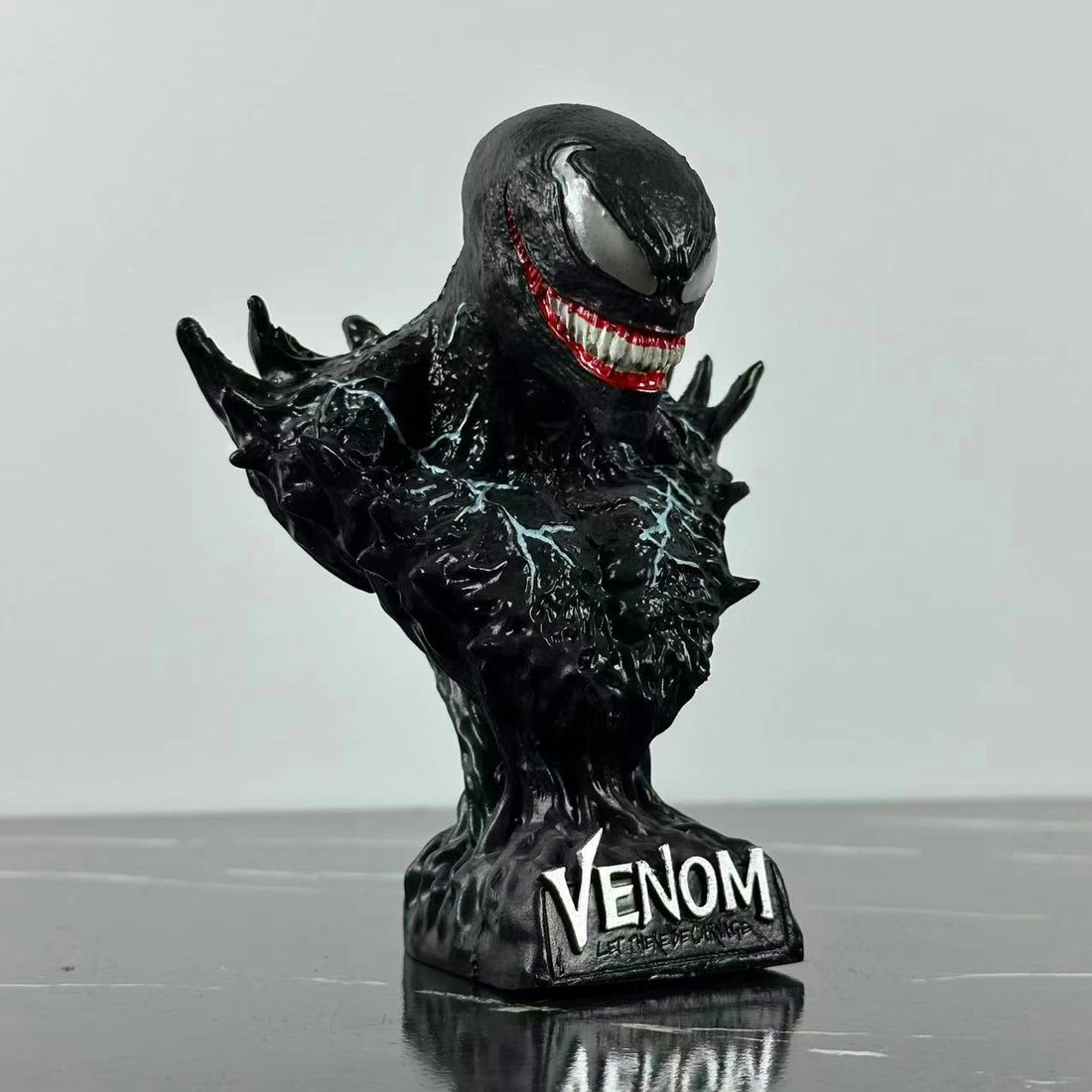 Figurine Spider-Man - Statue Buste de Venom Premium