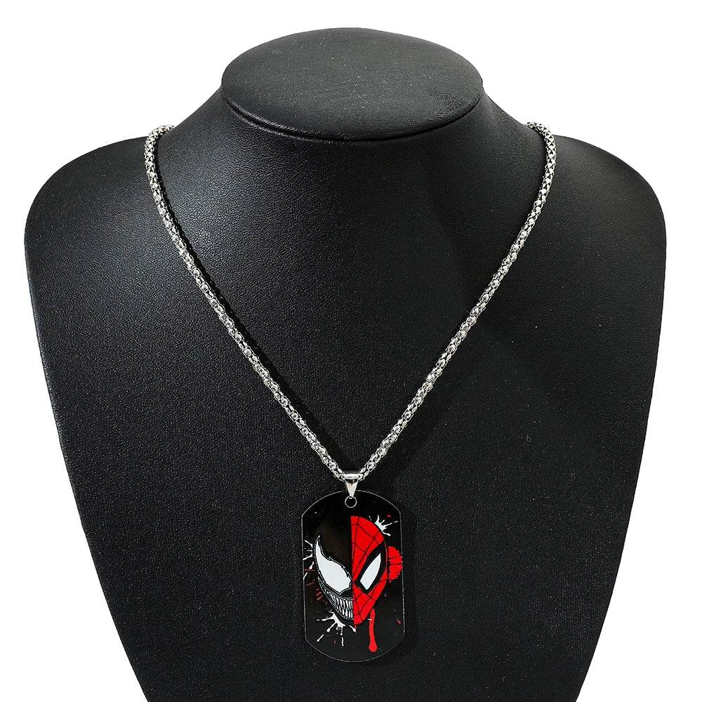 Collier Spiderman et Venom