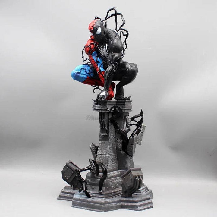 Figurine de Collection Spiderman et Symbiote
