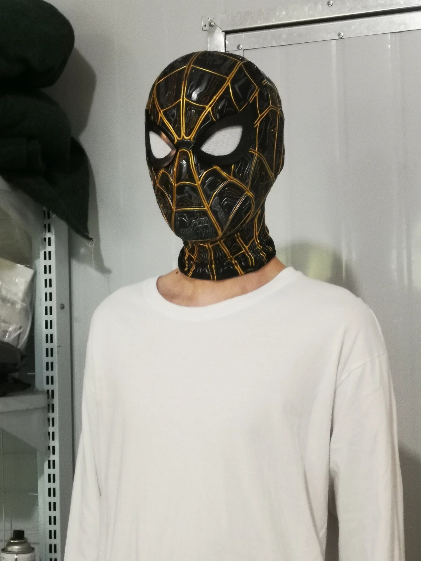 Masque Spiderman Noir et Jaune Doré