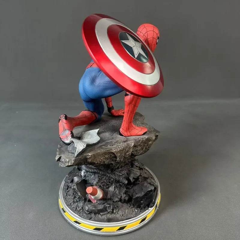 Figurine Spiderman avec le Bouclier de Captain America