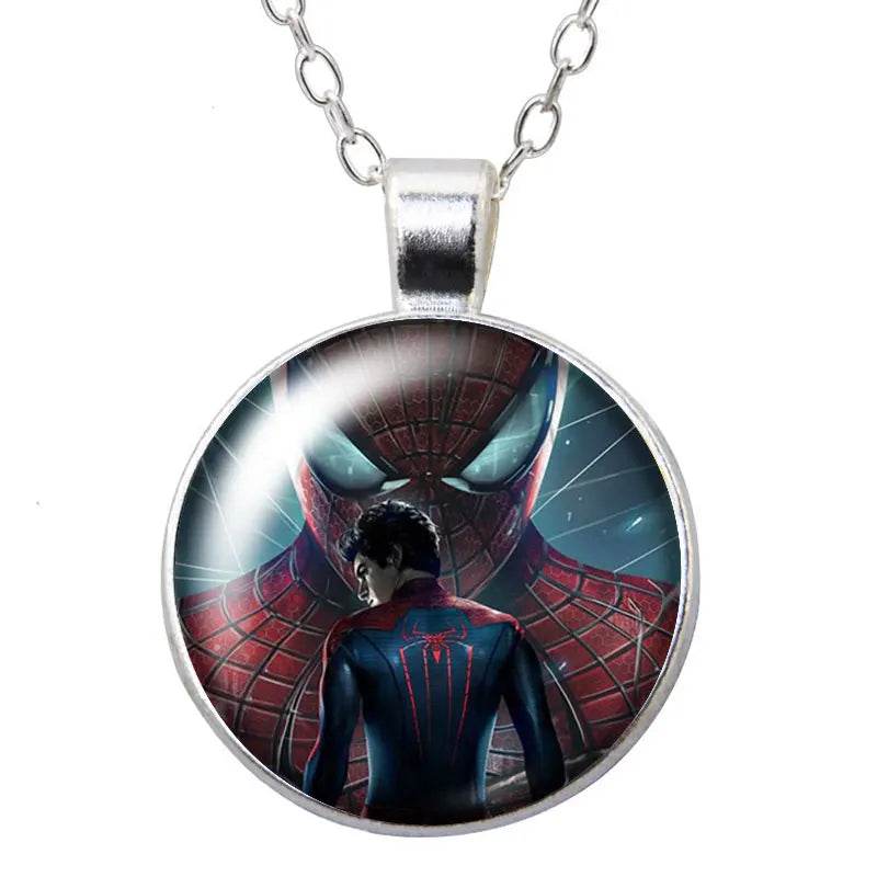 Collier Pendentif Rond Spiderman