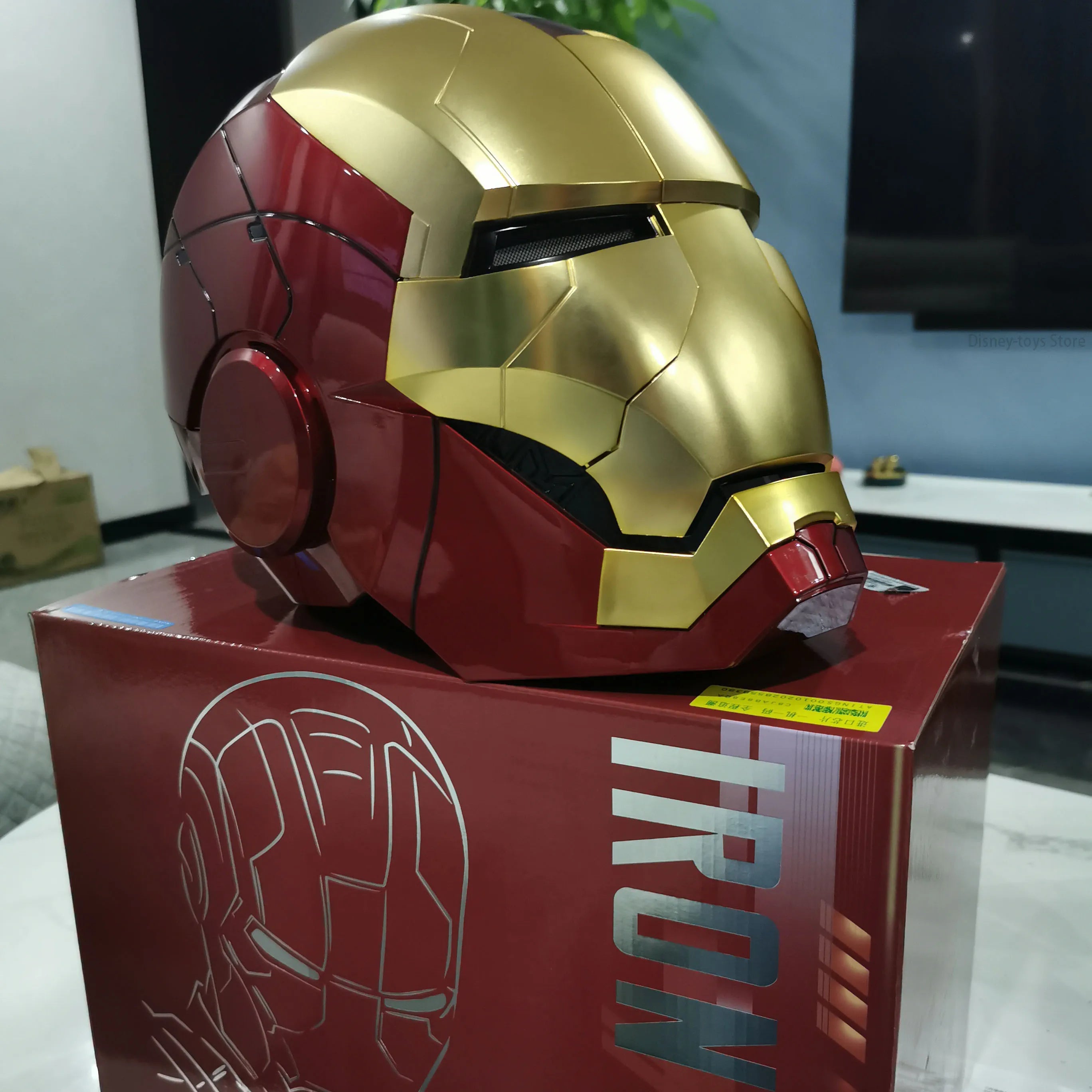 Masque Electronique Premium Iron Man - dans Spider-Man Homecoming