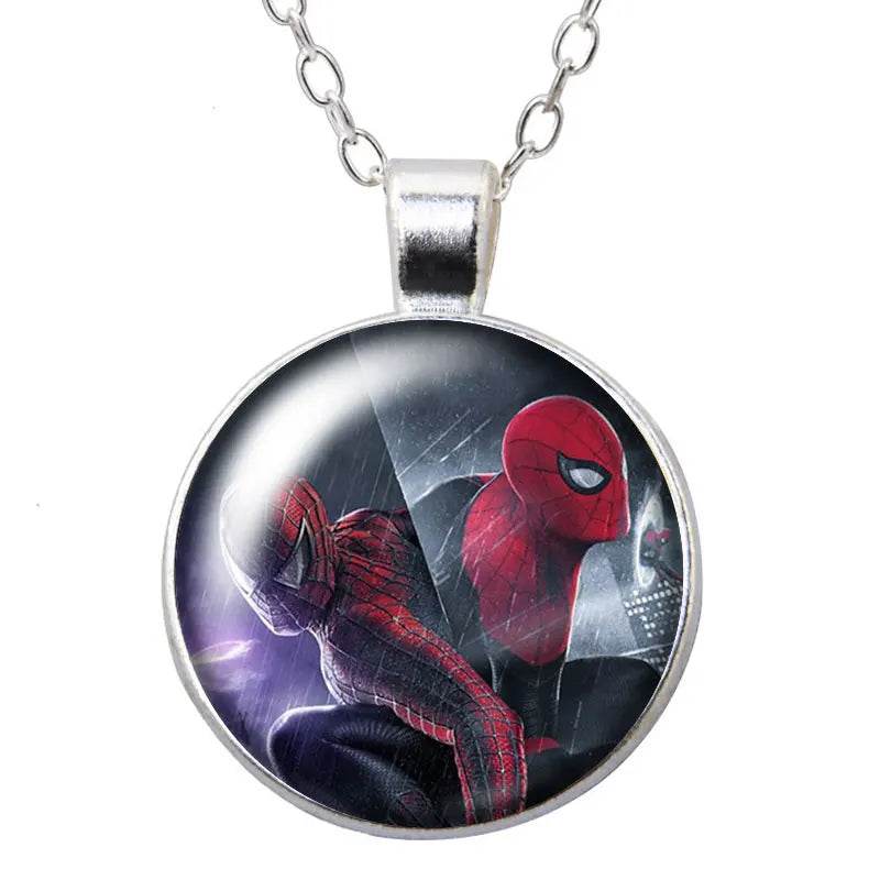 Collier Pendentif Rond Spiderman
