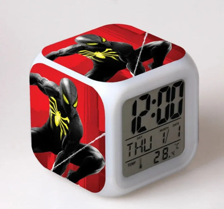 Reloj despertador negro de Spiderman