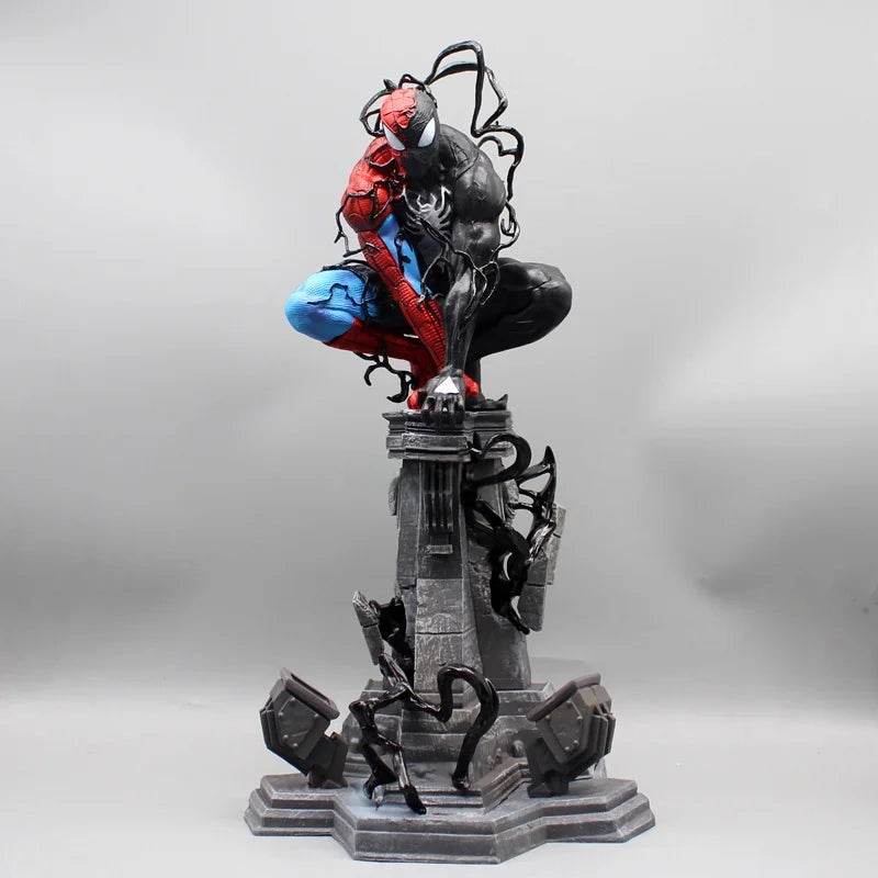 Figurine de Collection Spiderman et Symbiote